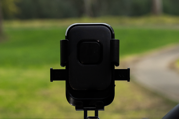 Noise Free Put On Clip Phone Holder